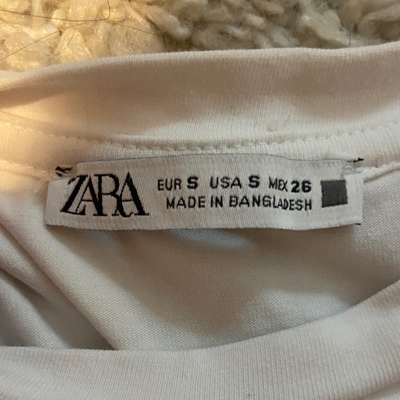 Zara Cream Sleeveless Muscle Tee - Picture 2 of 3